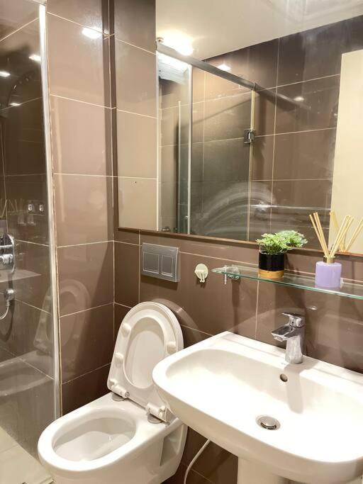 Appartement The Serene Escape Rockwell Makati City View 1Br à Manille Extérieur photo